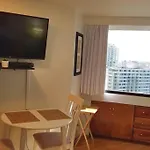 Waikiki Marina Studio, Ocean View, Free Parking & Wifi